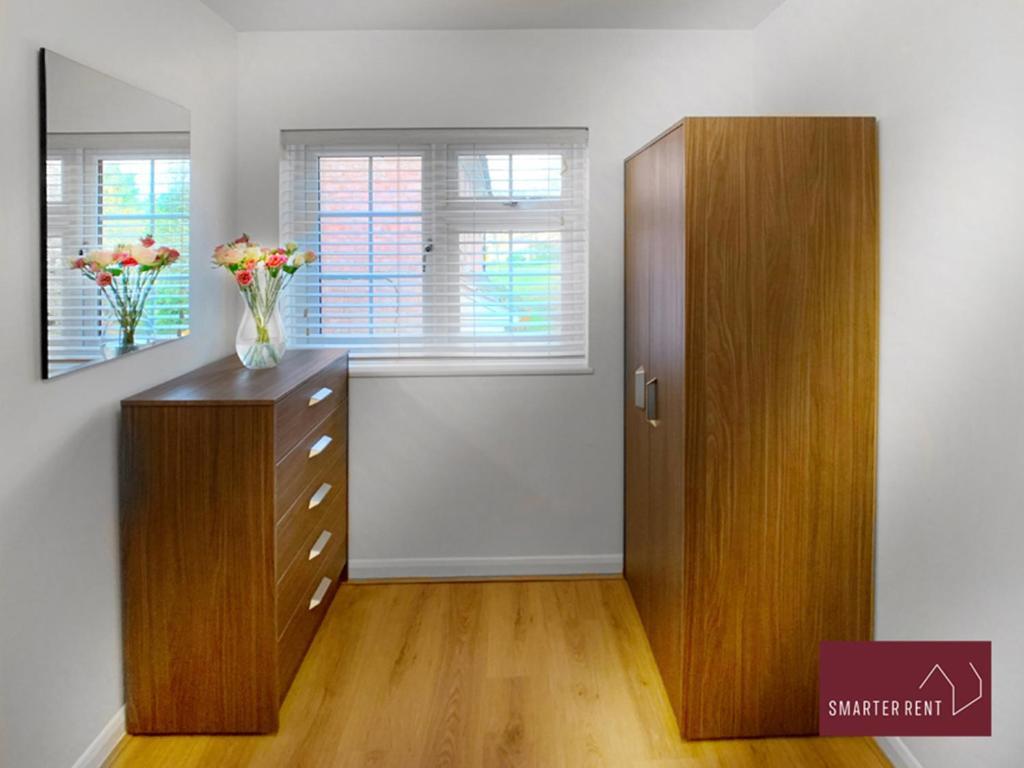 Appartamento Wokingham - 2 Bed Modern House - Parking Esterno foto